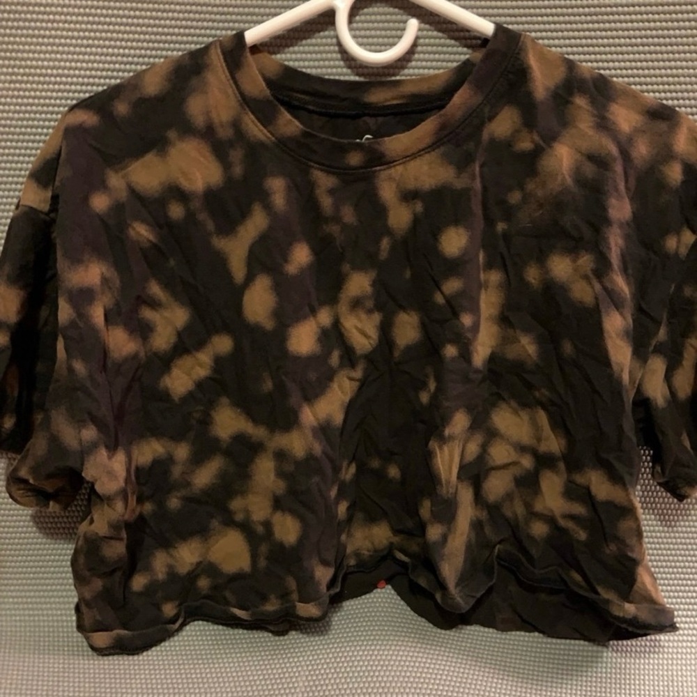 WIDE BLEACH TIE DYE HOLLISTER CROP Large